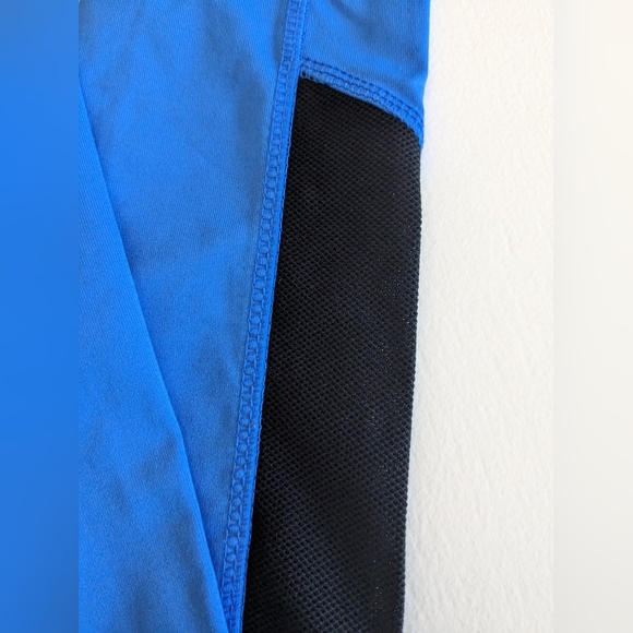 2 Pairs FOREVER 21 Leggings - Picture 4 of 7